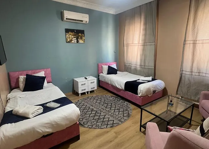 Taksim Aconomy * Κωνσταντινούπολη