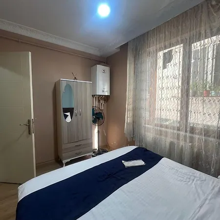 Taksim Aconomy Apartamento *